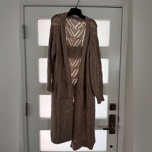 ZARA | cable-knit log sweater/duster